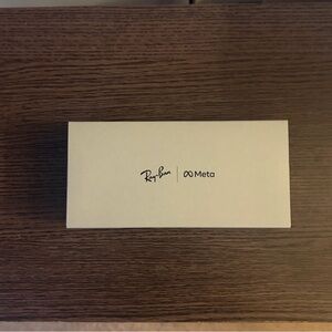 Ray-Ban Meta Wayfarer - Gen 2 - Matte Black Frame - Clear Lenses - NEW